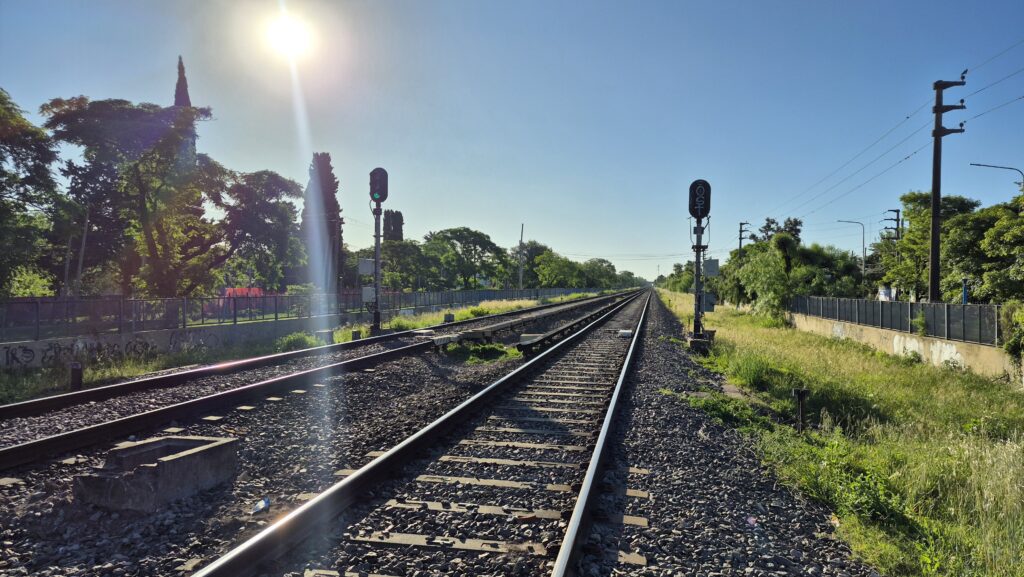 Trenes en vía muerta: malos servicios y ramales cerrados