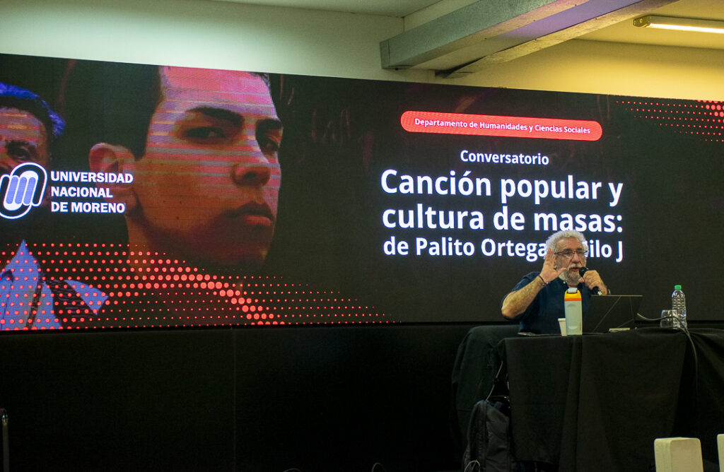 Una que sepamos todos: la tensión entre canciones populares y cultura de masas